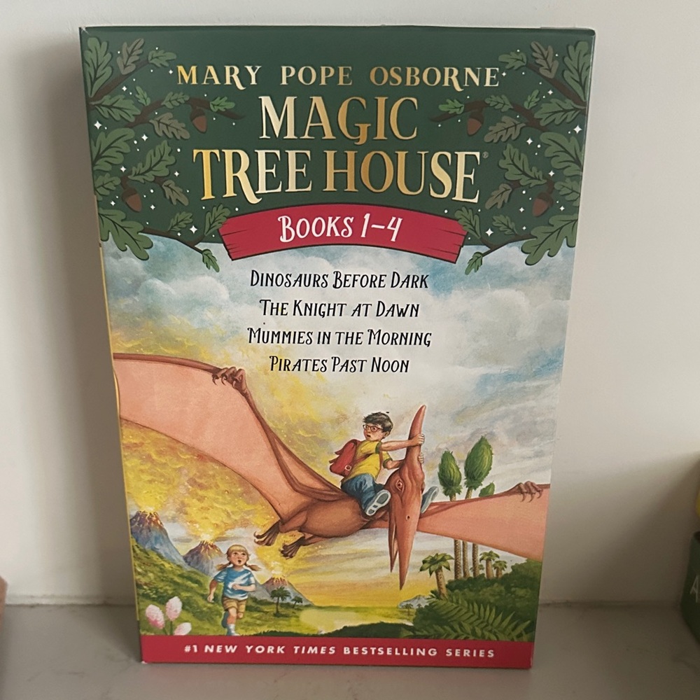Magic Tree House Books 1-4 Set